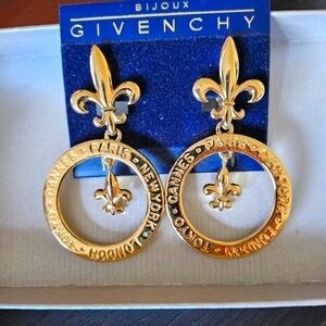 NWOT Vintage Gold-plated Givenchy Fleur-de-lis Clip on Earrings